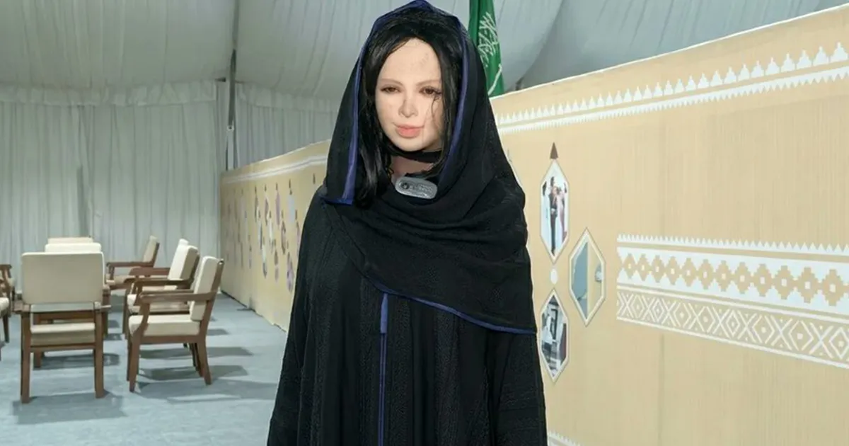 Saudi Arabia Deploys Multilingual AI Robot to Welcome Hajj Pilgrims
